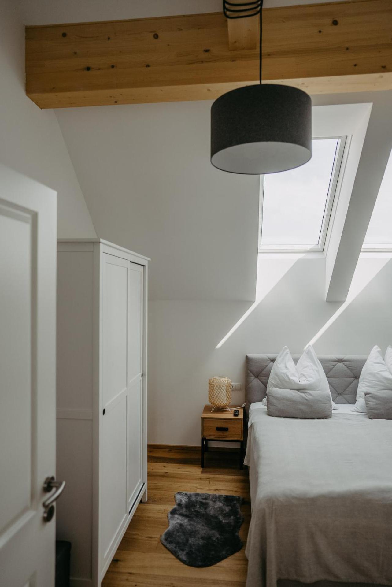Deluxe Apartment - 3